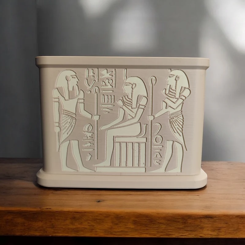 Sculpture et vase égyptiens de Toutânkhamon