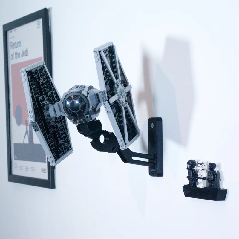 Support mural réglable pour TIE Fighter 75300
