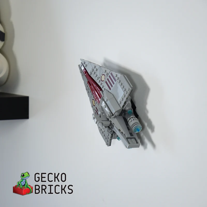 Support mural pour Star Wars Acclamator 75404
