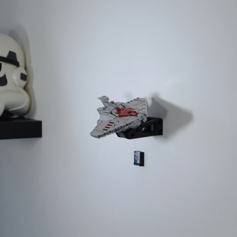 Support mural pour Star Wars Acclamator 75404