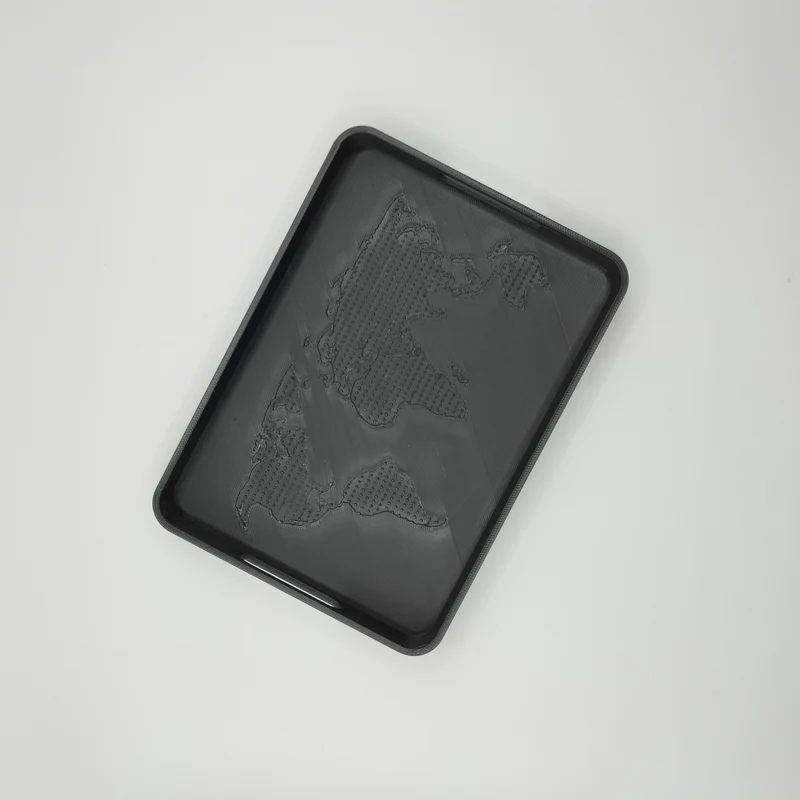Plateau design moderne avec relief des continents
