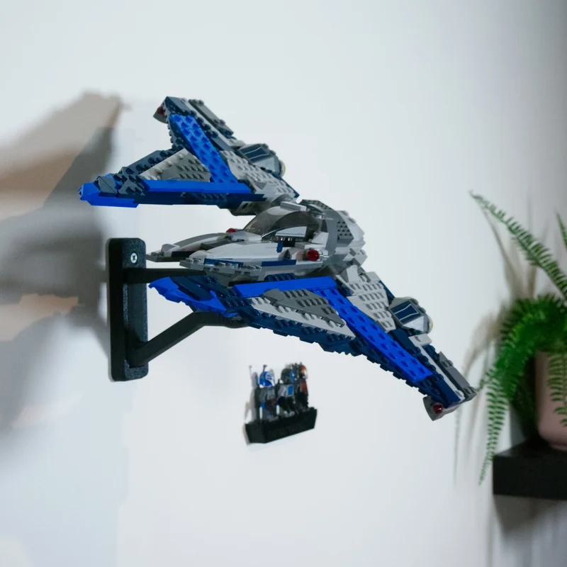 Support mural réglable pour le Starfighter Mandalorien 75316