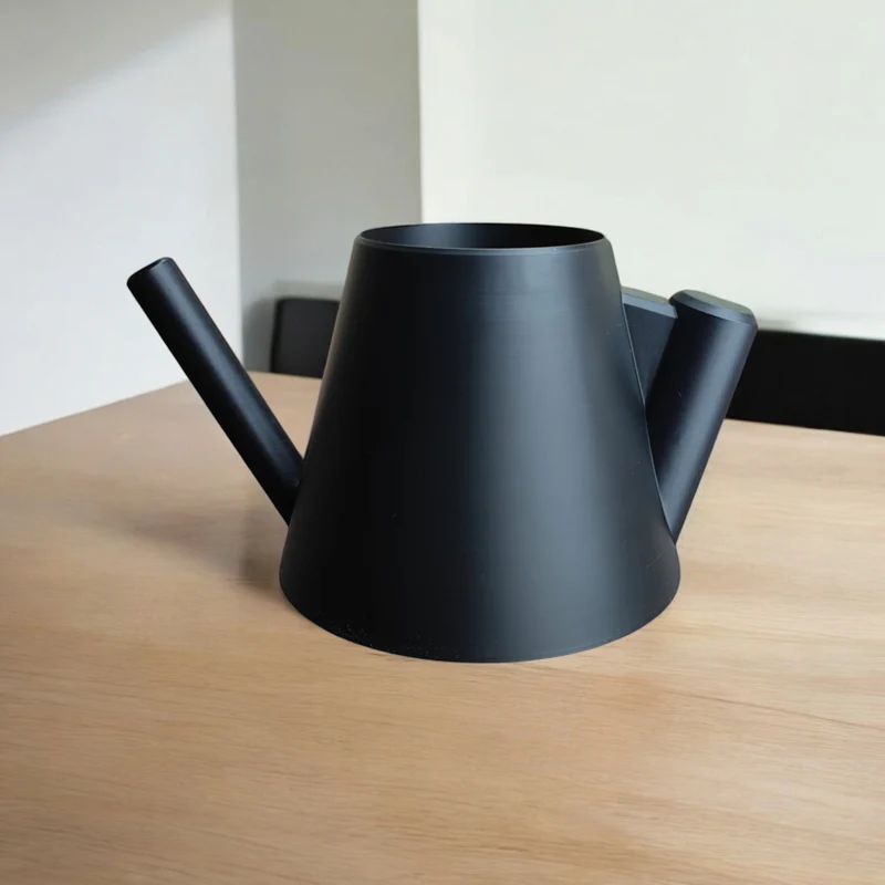 Arrosoir moderne au design unique et stylisé