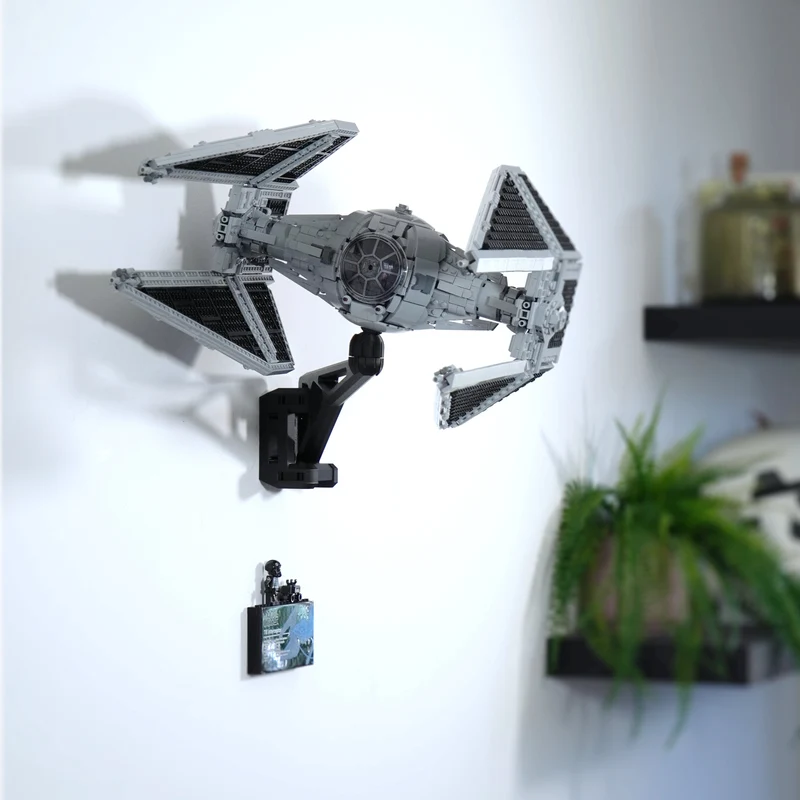 Support mural réglable pour Intercepteur Tie UCS
