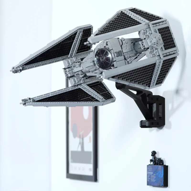 Support mural réglable pour Intercepteur Tie UCS