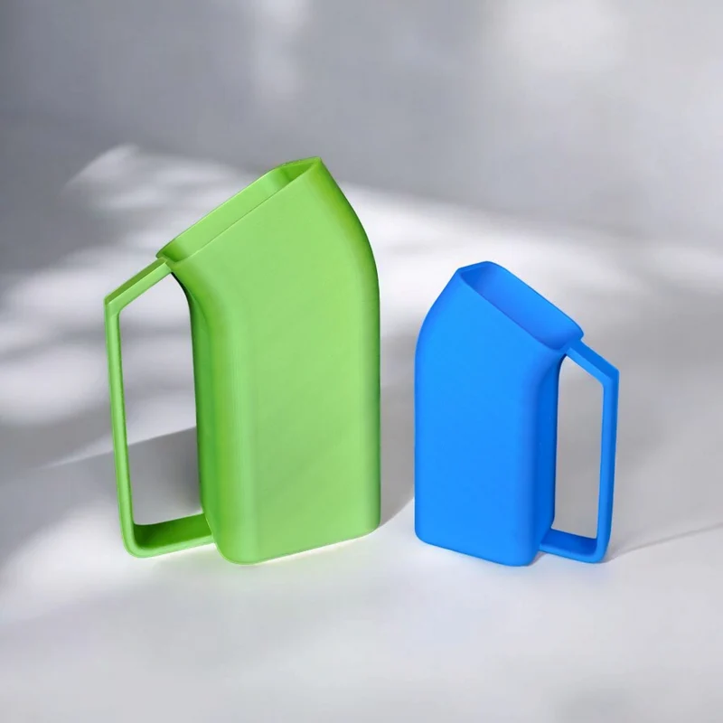 Gamelle courbée moderne pour chiens et chats