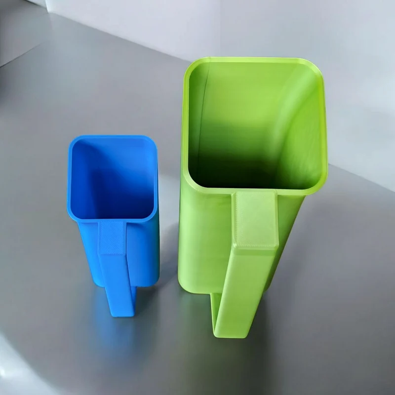 Gamelle courbée moderne pour chiens et chats