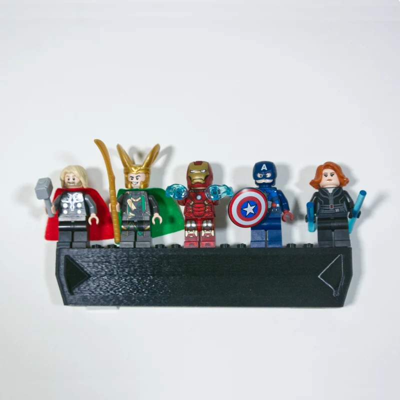 Support mural réglable pour le Quinjet des Avengers 76248