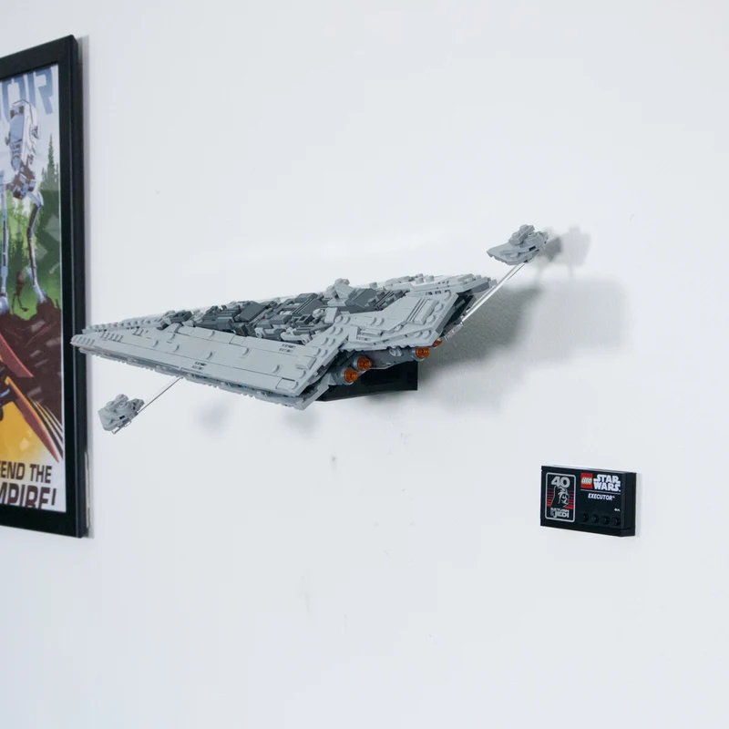 Support mural pour ensemble Star Wars Midi Scale