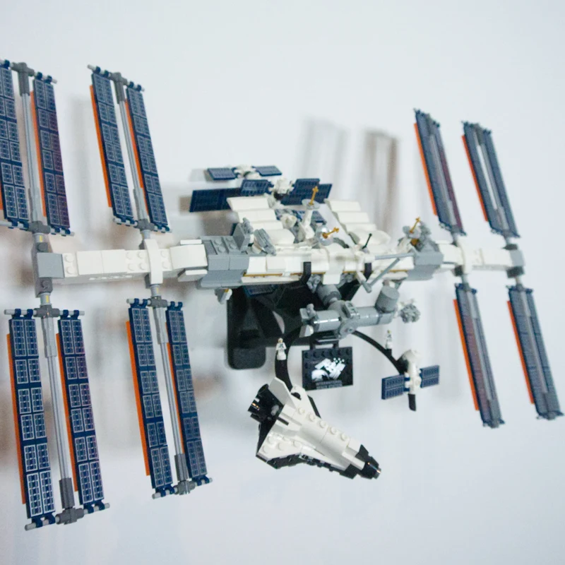 Support mural pour la station spatiale ISS de la NASA 21321
