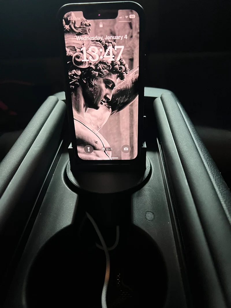 Station d'accueil pour iPhone Mini dans le porte-gobelet - Toyota GR86/Subaru BRZ (2022+)