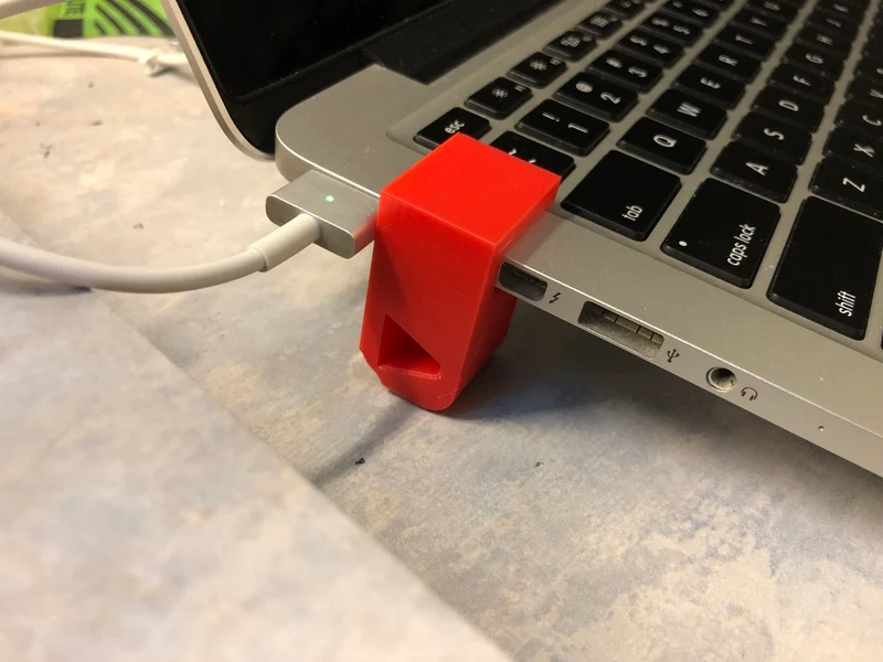 Support élévateur pour MacBook Pro Retina 13 pouces pour une circulation d'air optimale