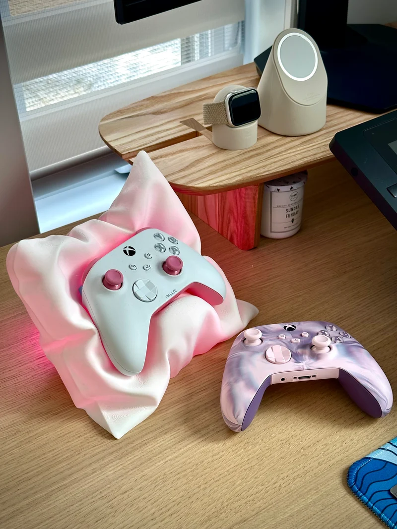 Support en forme de coussin pour manettes Xbox et Switch