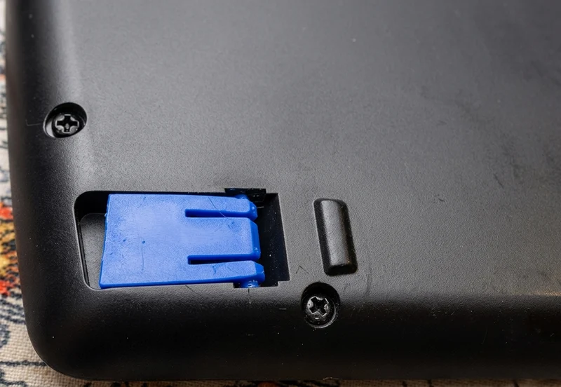 Pieds de clavier Logitech G15 V2 Flipout