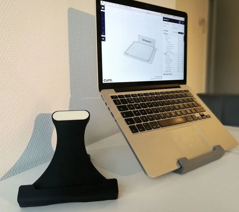 Support MacBook Pro élégant pour modèles 13 pouces et 15 pouces
