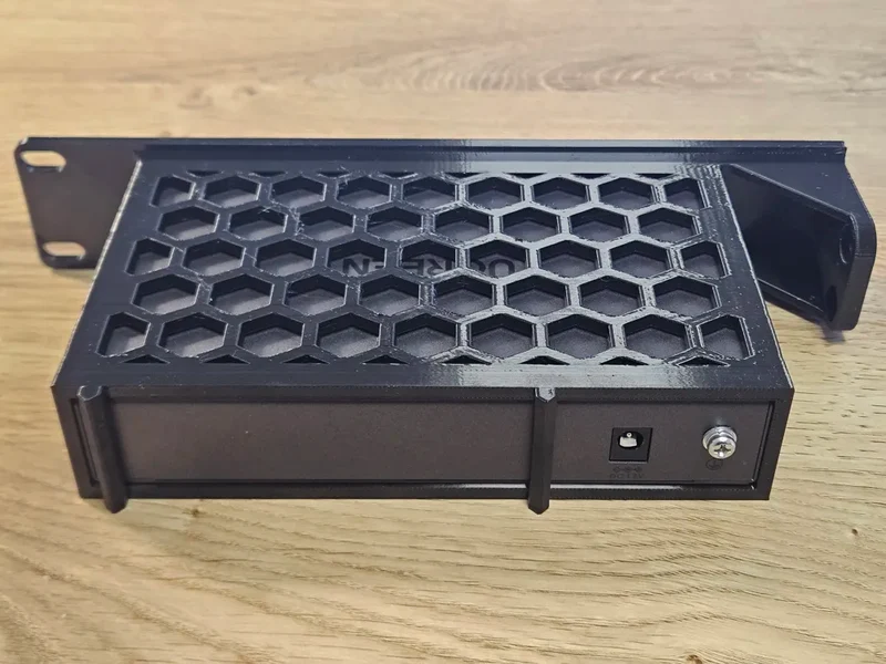 Support de montage en rack 19 pouces pour Ugreen CM753