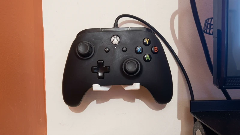 Support mural pour manette Xbox One filaire