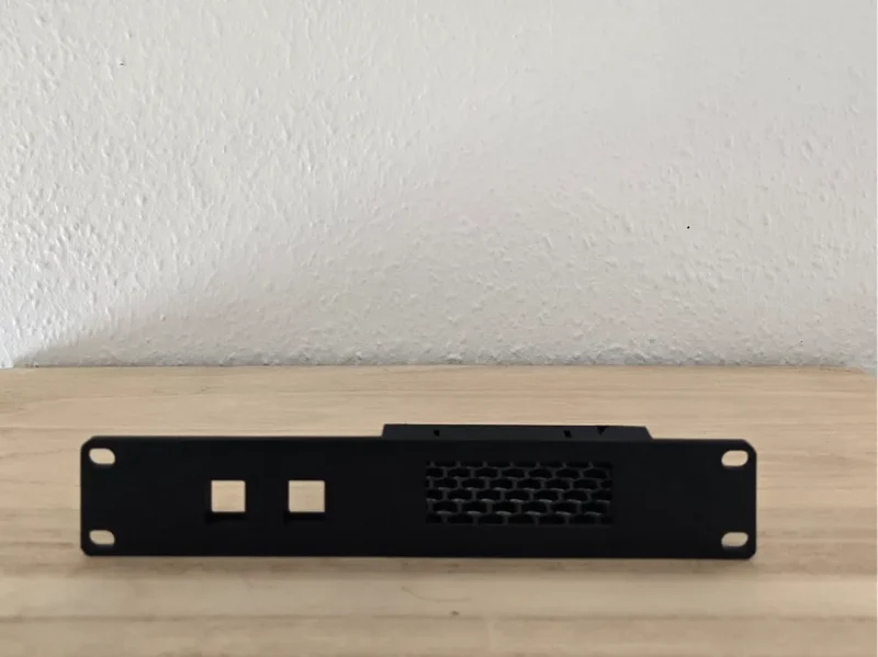 Support de montage pour rack 10" pour Unifi Express avec Keystone