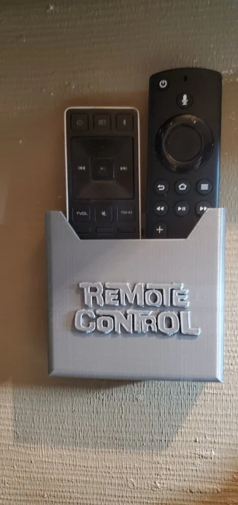 Support mural pratique pour télécommande