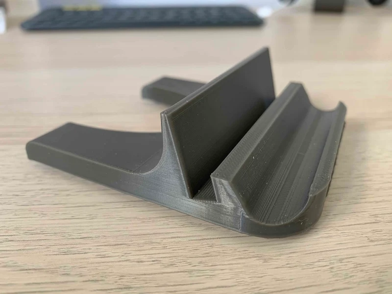 Support iPad robuste pour iPad Pro 12,9 pouces (3e génération) avec la signature de Steve Jobs