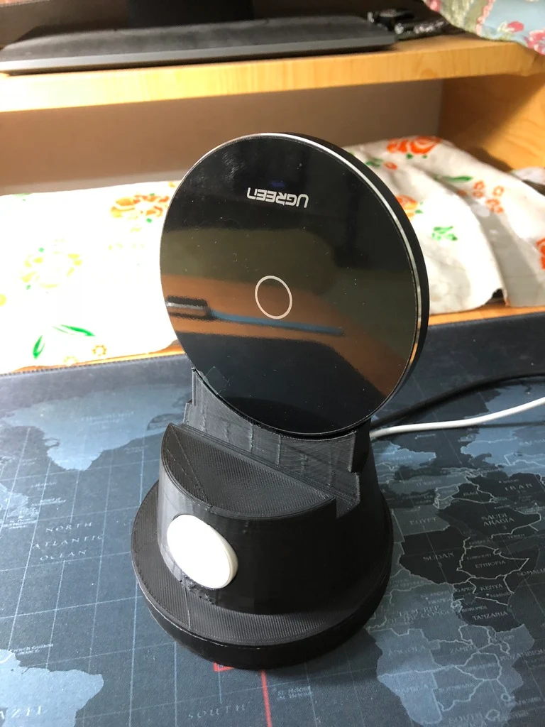 Station de chargement pour iPhone et Apple Watch avec prise en charge du chargement filaire et sans fil