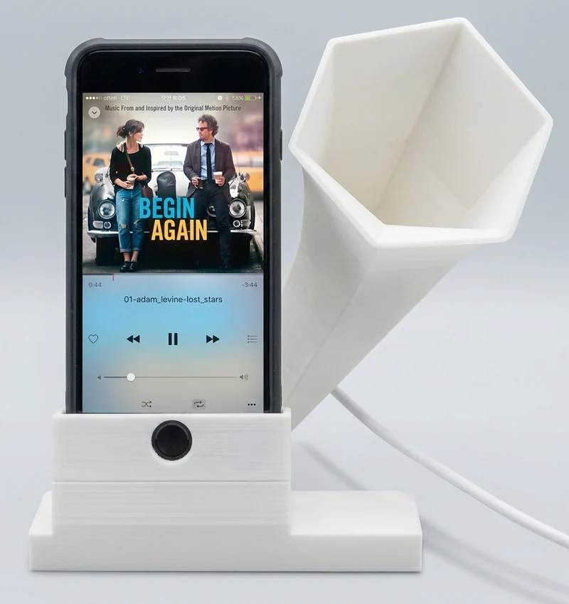 Station d'accueil et amplificateur de son pour iPhone 6(S)/Plus avec étui