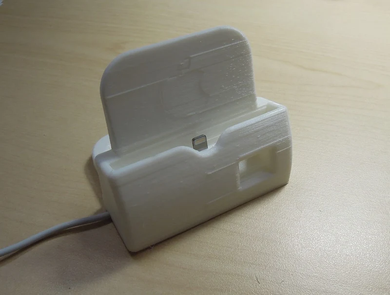 Station de chargement pour Apple iPhone 6 et 6S Plus avec amplificateur de haut-parleur
