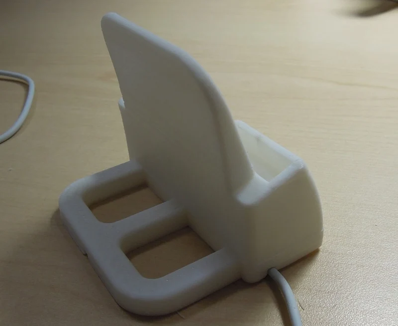 Station de chargement pour Apple iPhone 6 et 6S Plus avec amplificateur de haut-parleur