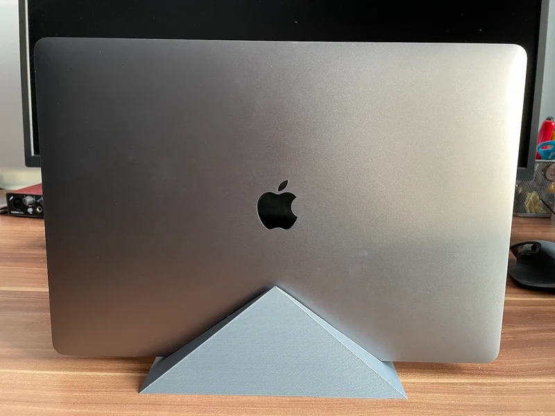 Support d'ordinateur portable élégant pour Apple MacBook Pro 16