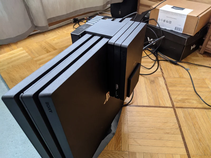 Montage vertical PS4 Pro pour processeur PSVR et disque dur externe