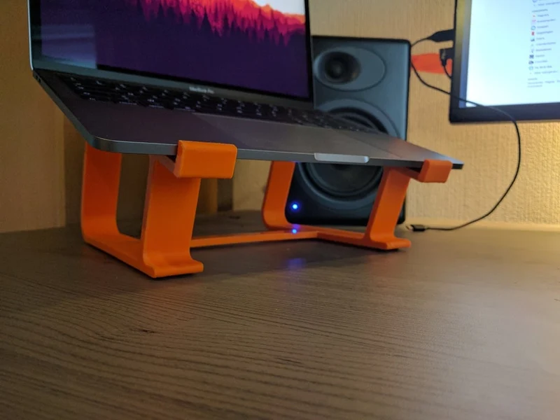 Station d'accueil élégante pour MacBook Pro 13" et 15"