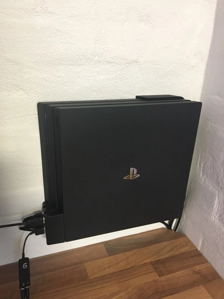 Montage murale pour PS4 Pro