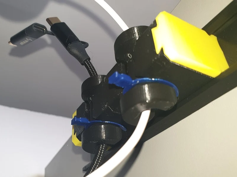 Clip de verrouillage du support de câble REVOLving