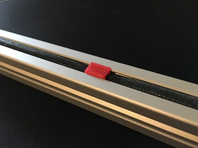 Clip de câble 2020 pour profilés en aluminium