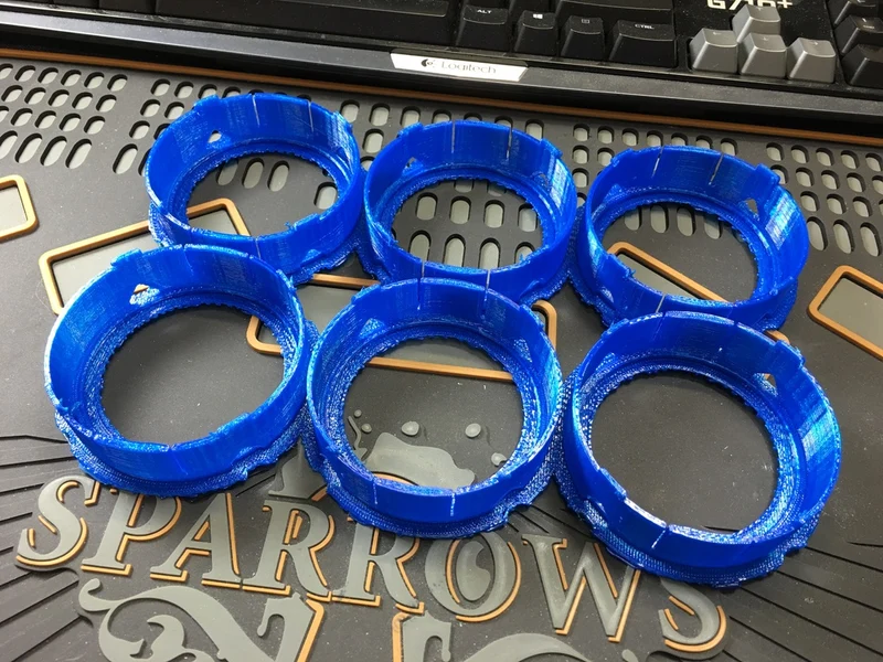 Porte-bobine empilable pour fils (diamètre 69 mm)