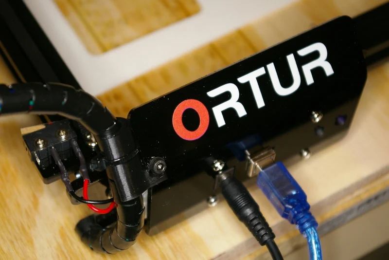 Système de gestion des câbles Ortur Laser Master