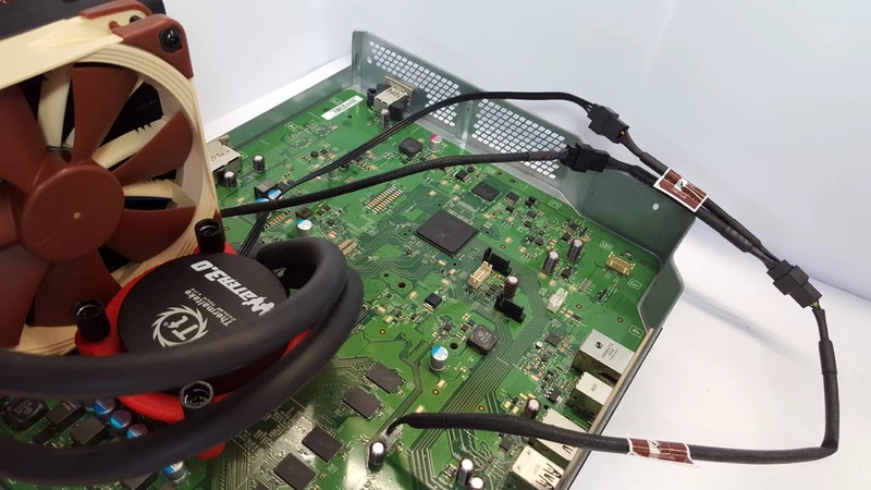 Support de montage pour refroidisseur d'eau pour Xbox One (Thermaltake Water 3.0)