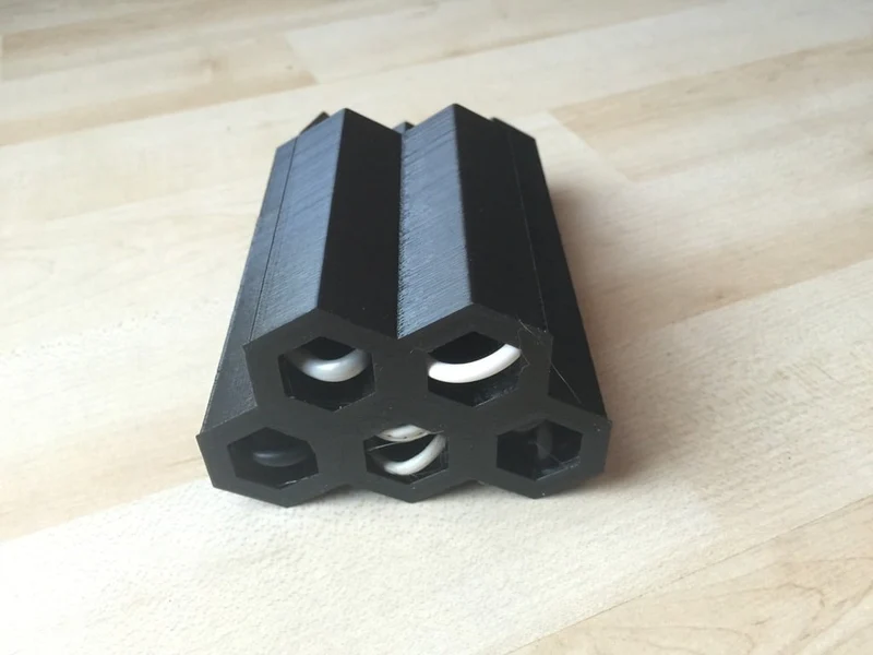 Cable Hive Lite : organisateur de câbles compact