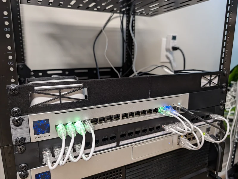Support de montage en rack de serveur de 19 pouces pour Philips Hue et Lutron Caseta