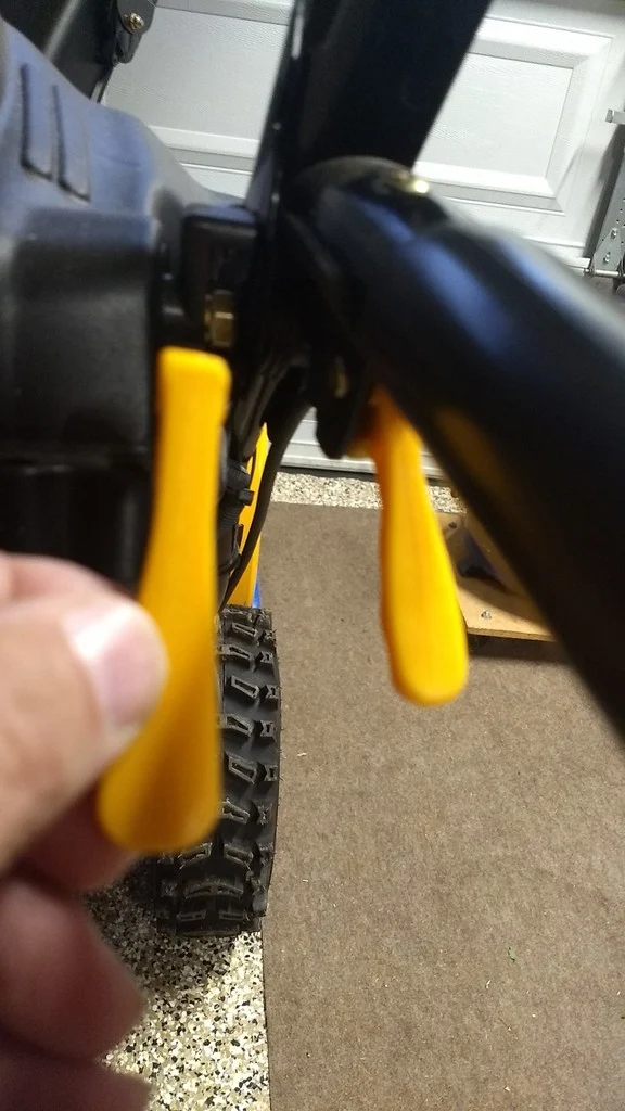 Déclencheur de remplacement pour les souffleuses à neige Cub Cadet & MTD