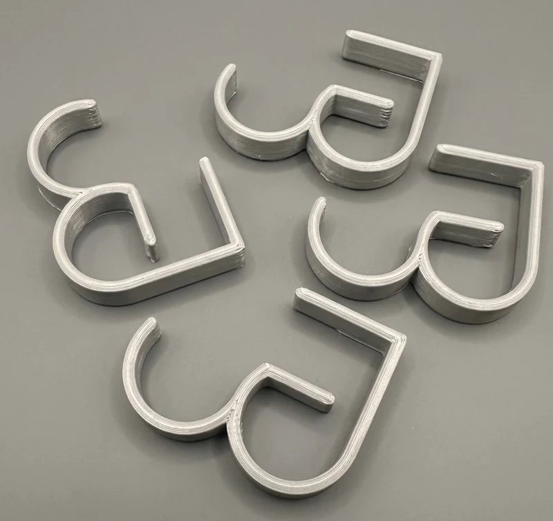 Clips de gestion des câbles pour bureaux de 18 mm