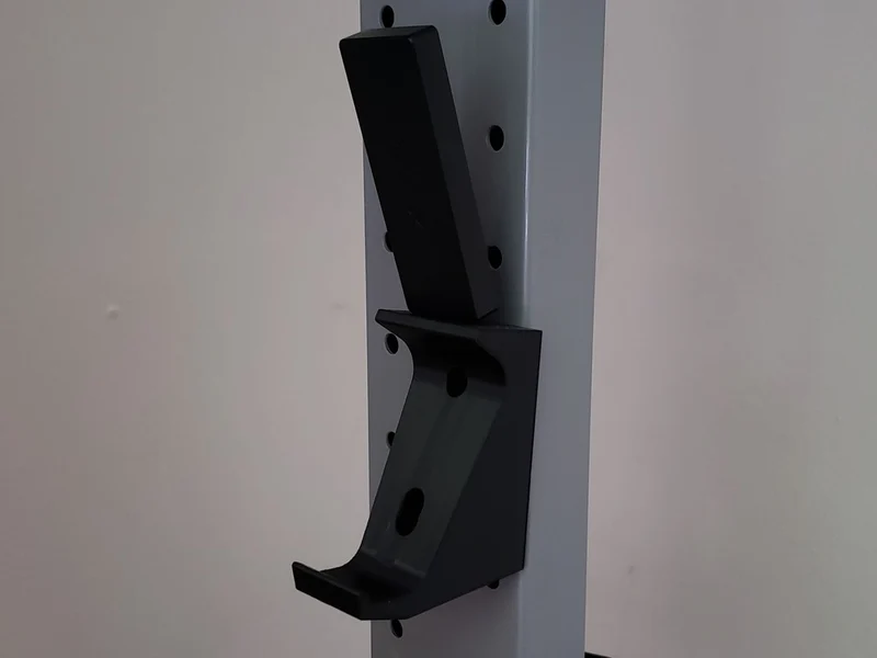 Montage murale Xbox One avec trous de vis et emplacement USB pour récepteur