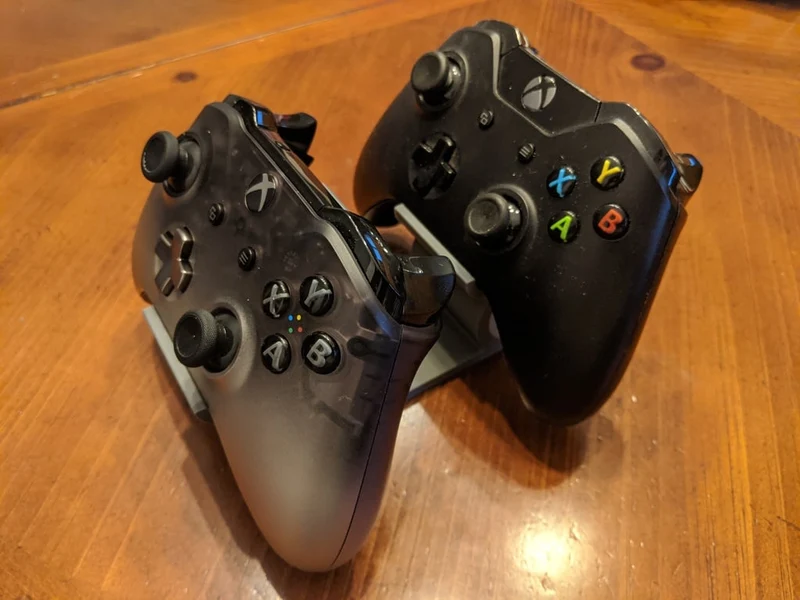 Support double pour manettes Xbox One et Series X|S