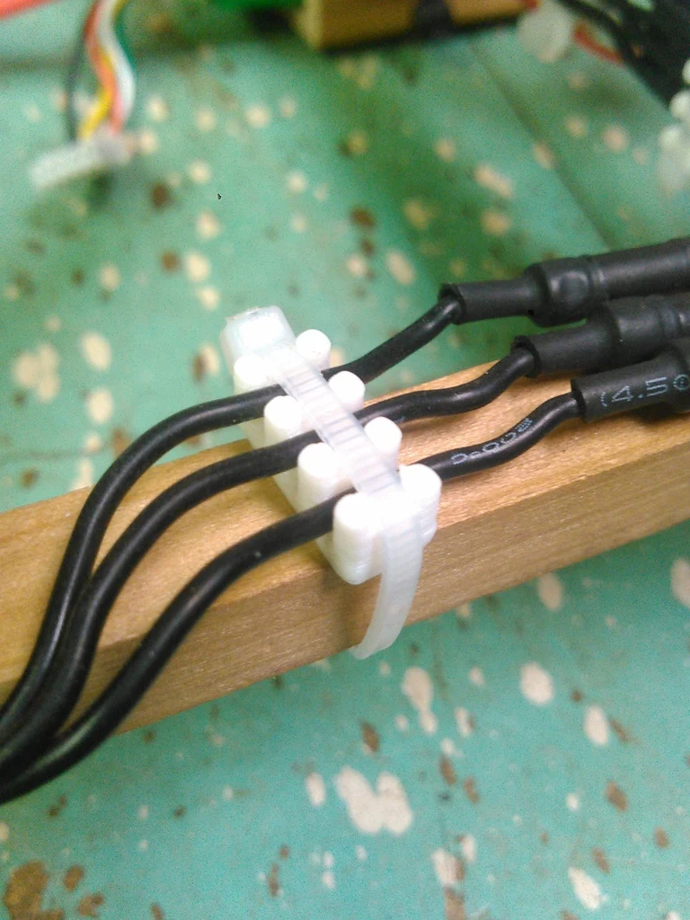 Bornes de câblage moteur pour l'organisation