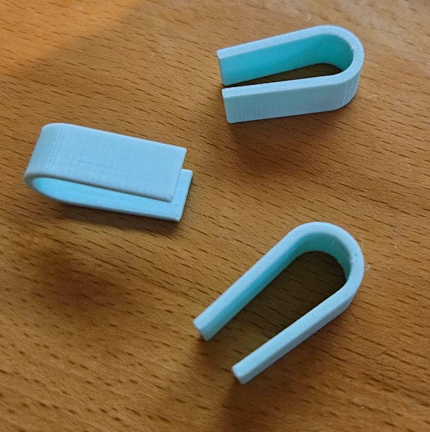 Clips de câble pour une gestion efficace des câbles