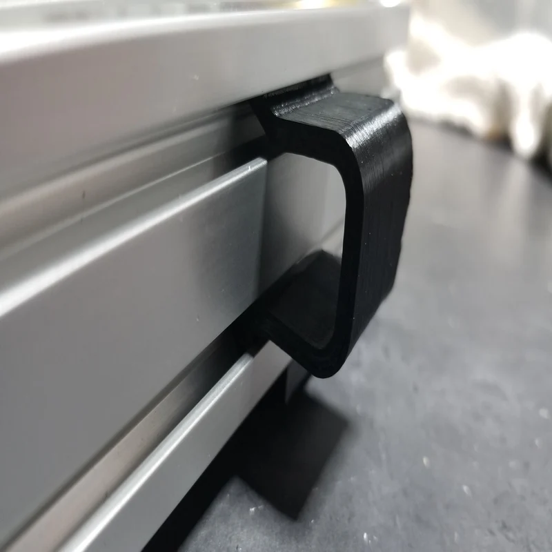 Cache-câbles pour profilés en aluminium 2040