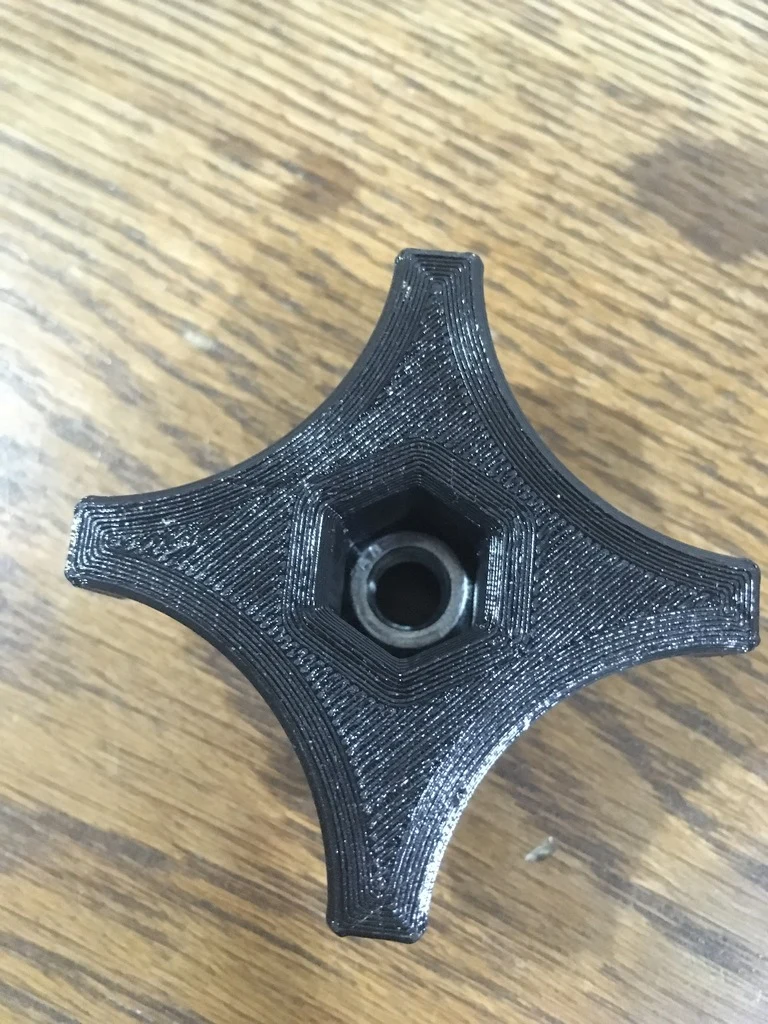 Bouton de remplacement pour le couvercle de pneu Hustler Super-Z