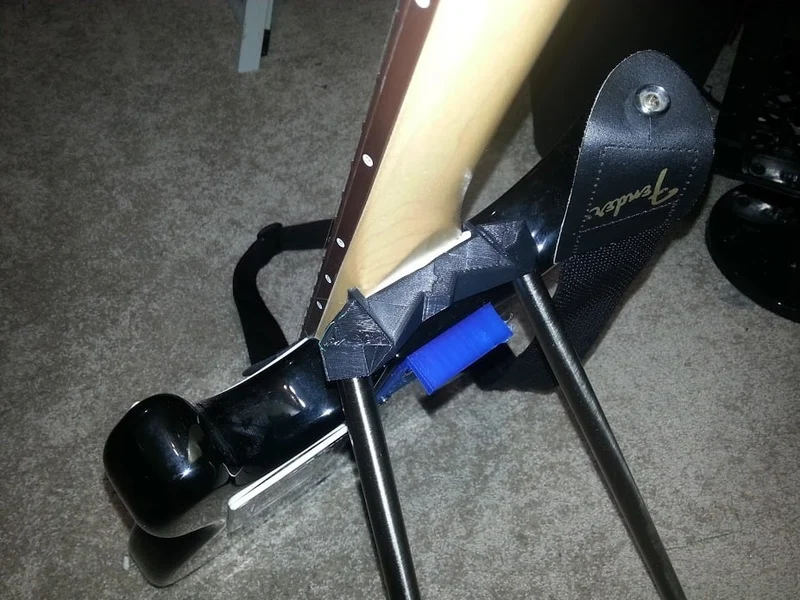 Support de guitare électrique avec fixation Fender