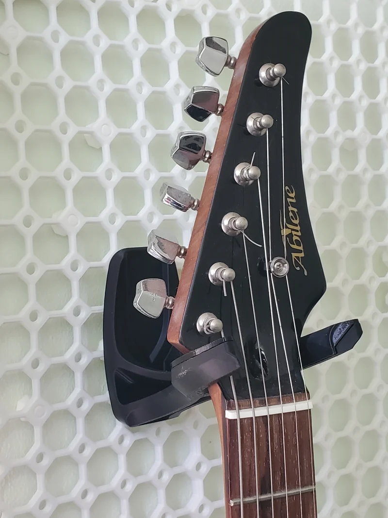 Support mural MultiBoard pour guitare et instruments