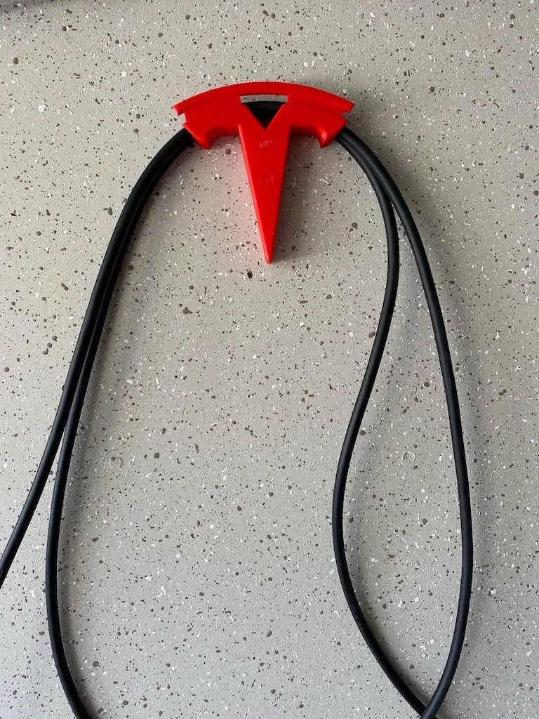 Support de câble logo Tesla mural pour chargement de véhicules électriques
